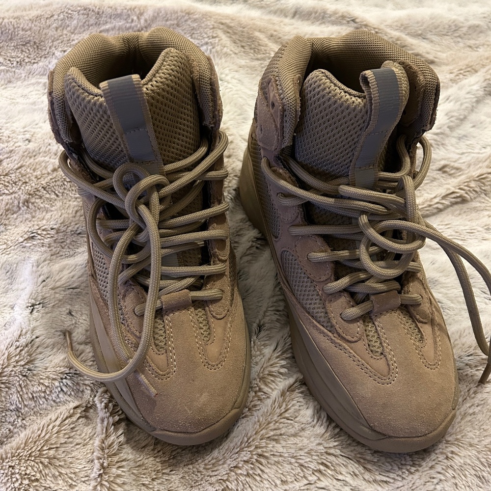 Yeezy desert boot